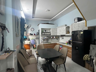 Bán Nhà Trường Thọ - 70m2 - Chỉ 4,2 Tỷ TL 4