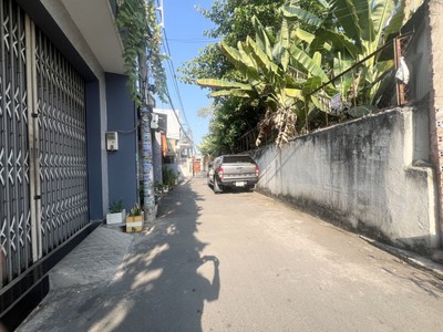 Bán nhà thủ đức hiệp bình chánh   2 tầng 60m    ô tô tới nhà   gần phạm văn đồng   giá 3.25 tỷ 2