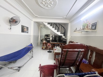 Bán nhà thủ đức hiệp bình chánh   2 tầng 60m    ô tô tới nhà   gần phạm văn đồng   giá 3.25 tỷ 0