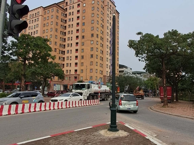 Bán đất mặt phố việt hưng 55m2- mt 4.3m- kinh doanh, ở sướng- hơn 10 tỷ 0