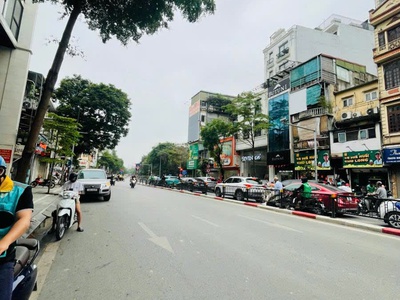 Bán nhà mặt phố tôn đức thắng, đống đa 85m2 x 3t mặt tiền 4.1m chào 35 tỷ 0
