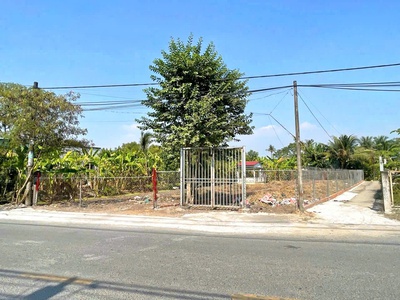 Cần bán 179m2 đất thổ cư  góc  mt đường đoàn nguyễn tuấn 1