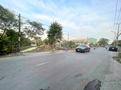 Cần bán 179m2 đất thổ cư  góc  mt đường đoàn nguyễn tuấn 0