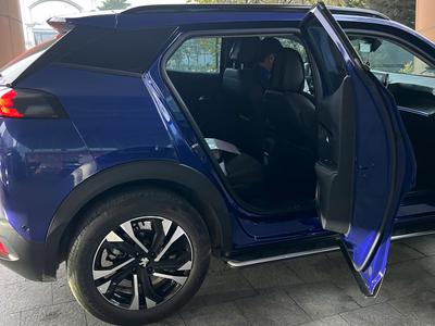 Peugeot 2008 2023 GT Line 1.2 AT - 13000 km- 599 triệu Xăng Tự động 1