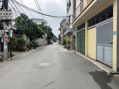 Bán 64,3m2 Đất Thổ Cư Thôn Đặng - Ngõ 403 Ỷ Lan: Đường Ô Tô Tránh, Trải Nhựa Cực Đẹp 0