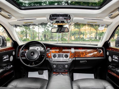 Rolls-Royce Ghost 2010   Đẳng Cấp Doanh Nhân, Giá Cực Tốt 6