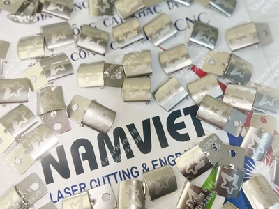 Cung Cấp Nút Áo, Cúc Áo, Nút Jean Khắc Logo Theo Yêu Cầu Giá Rẻ 1