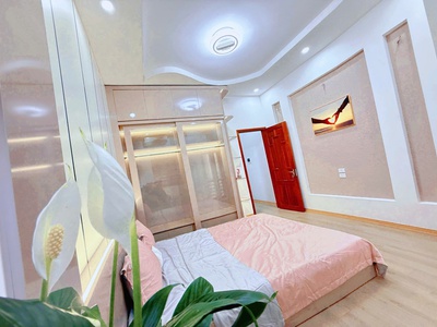 Có 10 tỷ bạn chọn chung cư cao cấp hay nhà riêng mặt phố 7