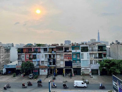 Cho Thuê nhà MT Đường Nguyễn Hoàng 80m2 3 Lầu, thích hợp ở văn phòng công ty, giá 35tr/tháng 2
