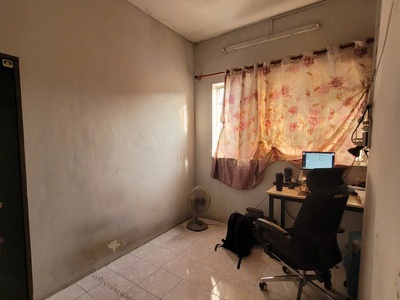 Bán căn hộ chung cư 10 mẫu, thang bộ 3