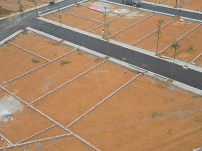 Số lượng có hạn lô đất 100m2 gần quốc lộ 21, khu vực trung tâm hòa lạc. phù hợp xây trọ, đầu tư 3