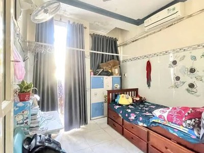 Chỉ 3.4tỷ - 2tầng - hẻm xe tải - cách 1 căn ra mặt tiền - sổ hồng hc đủ - ko lộ giới ko quy hoạch. 0