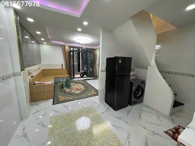 Nhà q7 mới nội thất xịn   ở ngay   gần mặt tiền 1