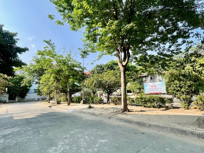 Đất 4x17 bình lợi p.13   đường 10m   có sẵn để xây  9.x tỷ 3