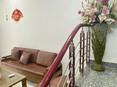 Cho thuê nhà 4 p.ngủ phố Văn Cao, DT: 46m2. 1