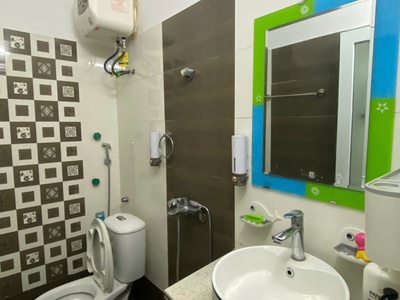 Cho thuê nhà 4 p.ngủ phố Văn Cao, DT: 46m2. 6