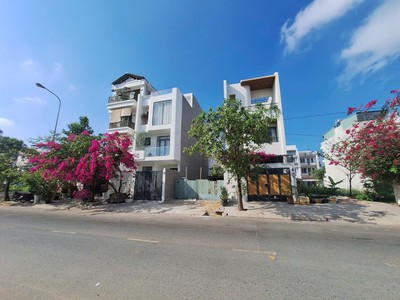 Nền đất giá xịn nhất, đường 16m kdc đào sư tích, 5x19m, 7.1 tỷ 0