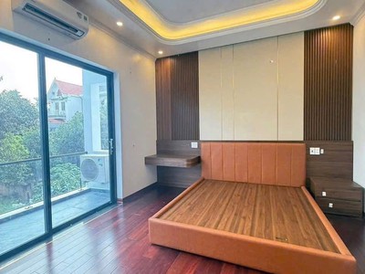 Bán căn biệt thự mặt phố khu Đỉnh Long, ph Tân Bình, TP HD, 174m2, mt 12m, thang máy 6