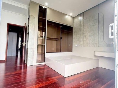 Bán căn biệt thự mặt phố khu Đỉnh Long, ph Tân Bình, TP HD, 174m2, mt 12m, thang máy 8
