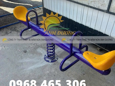 Bập bênh lò xo trẻ em 3
