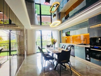 5 tầng thang máy - oto đỗ cửa - làng hoa trung tâm gò vấp - chủ để lại toàn bộ nội thất tiền tỷ - 1