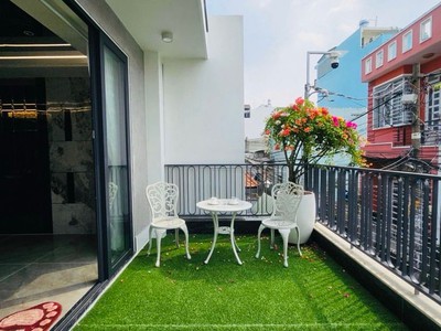 5 tầng thang máy - oto đỗ cửa - làng hoa trung tâm gò vấp - chủ để lại toàn bộ nội thất tiền tỷ - 2