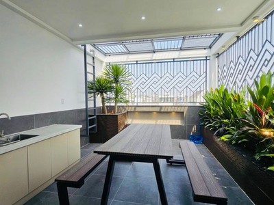 5 tầng thang máy - oto đỗ cửa - làng hoa trung tâm gò vấp - chủ để lại toàn bộ nội thất tiền tỷ - 4