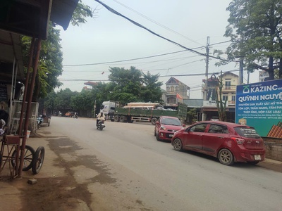 Hiếm có khó tìm   đất mặt trục liên xã, kinh doanh đỉnh mà giá chỉ bằng đất thường 0