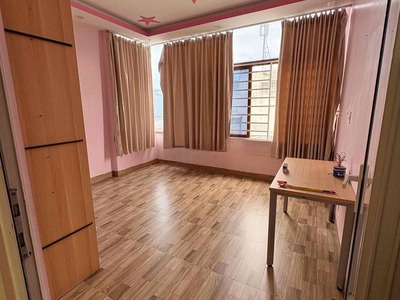 10tr  Nhà Cho Thuê 3PN 3WC Đường Phạm Văn Đồng, P. Linh Tây   hẻm ô tô 5