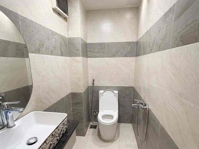10tr  Nhà Cho Thuê 3PN 3WC Đường Phạm Văn Đồng, P. Linh Tây   hẻm ô tô 6