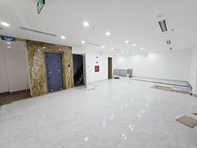 Tòa Nhà Đẹp Đội Cấn 9 Tầng MT 7.5M 82 Tỷ Apartment   Penthouse PCCC GPXD Đủ 4