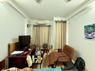 Bán nhà mặt phố Dương Văn Bé-60Mx4T-mặt tiền lớn-vỉa hè rộng-kinh doanh sầm uất 3