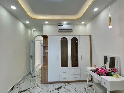 Bán nhà Tân Bình, 4 x 11, Gần CMT8, Hẻm 4M, Nhỉnh 6 Tỷ 2