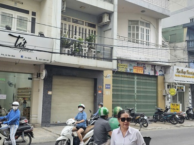 Bán gấp nhà mặt phố bàu cát tân bình 133m2  4.1x33m , 2 tầng, 2pn, hướng đn, sổ hồng riêng, 15 tỷ. 4