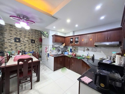 Mặt tiền đỗ nhuận, tân phú - dtsd 250m2 - 4 tầng - kinh doanh - 9.x tỷ 2