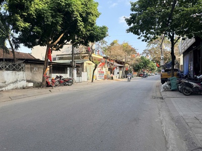 Thửa đất mặt phố ngọc hồi   70m    xe buýt tránh   kd đỉnh 0