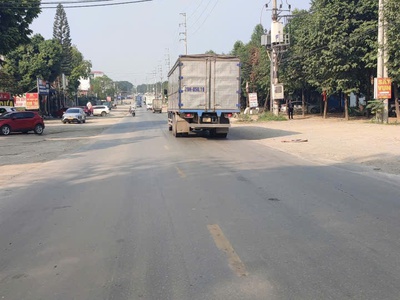 Bán gấp thu hồi vốn bán đất ngoại thành hn mặt tiền 7m sát hồ sinh thái sổ đỏ sẵn sàng. 0