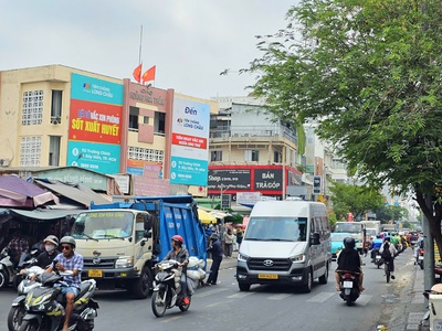 Nhà mặt phố 307 bàu cát 133m2, 2 tầng, hướng đn, sổ hồng riêng - 15 tỷ tân bình 0