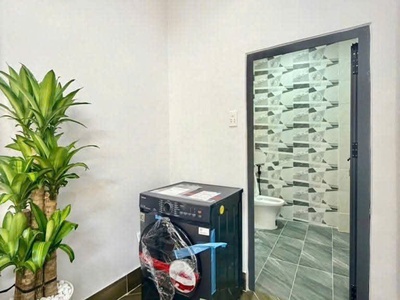 Nhỉnh 3 đồng   nhà mới full nội thất   vào ở ngay   ngay cầu phú xuân , sát bên q7 4