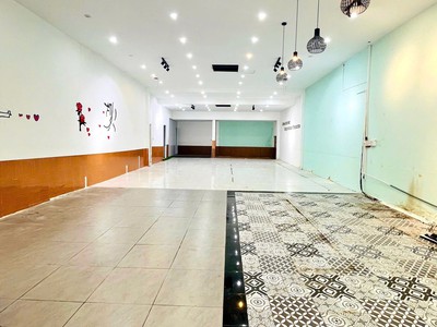 Cho thuê mặt bằng đường Trần Ngọc Quế Gần 3/2 Đoạn đông đúc Thuận Tiện Kinh Doanh 0
