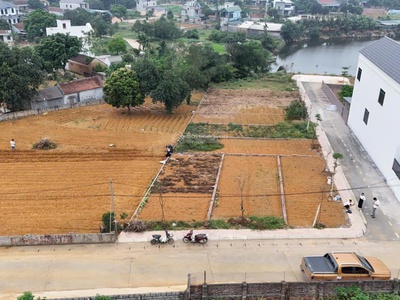 Đất phú cát - hòa lạc  105,2m  full thổ 1