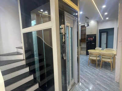 Cực hiếm ngọc thụy   thang máy   full nội thất   giá chưa phản ánh đúng giá trị 0