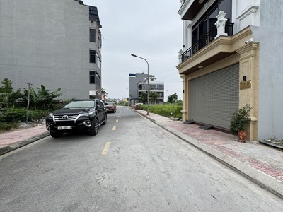 Đất Đấu Giá Cự Khối 65m2 - Sát Cầu Thanh Trì - Đường 11m - Tiềm Năng Sinh Lời Cao 0