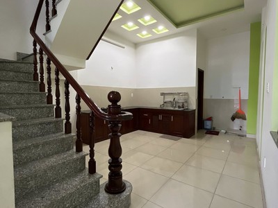 Cho Thuê Nhà 3PN 3WC Đường số 22, p. Linh Đông, hẻm ô tô, 1 trệt 2 lầu, gần Phạm Văn Đồng 3