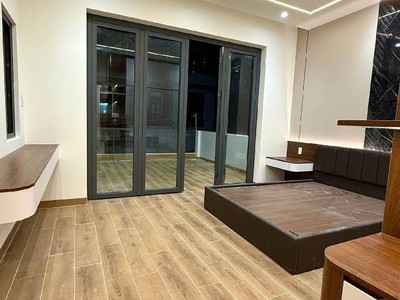 NHÀ ĐẸP gân chợ gò xoài thuận tiện đoi lại  giáp quận 6 6