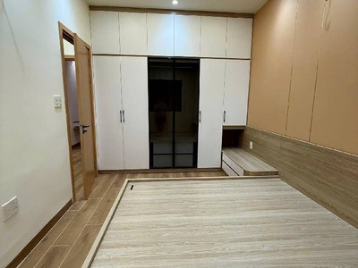 NHÀ ĐẸP gân chợ gò xoài thuận tiện đoi lại  giáp quận 6 8