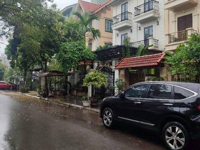 Bán biệt thự việt hưng 160m2- 4 tầng thô- đẳng cấp thượng lưu- hơn 40 tỷ 0