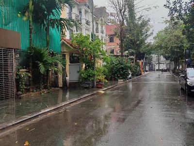 Bán biệt thự thô việt hưng 160m2 - mt 8.8m - hàng xóm quan chức- 4x tỷ 1