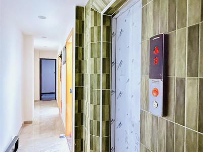Bán chdv mặt tiền ngô đức kế, 7 tầng có hầm, thang máy 2