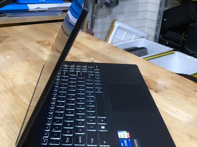 Laptop MSI Modern 15 Core i5-1235U RAM 16GB SSD 512GB VGA ON Màn 15.6 Inch Full HD Máy Đẹp 2